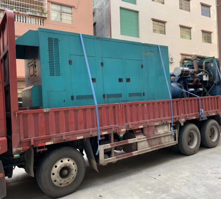 卡若如何在不同负载率下确保 400KW 柴油发电机组的正常运行？