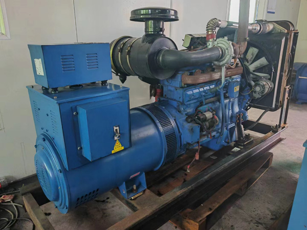 卡若100kW柴油发电机组使用多级机油有哪些优缺点？